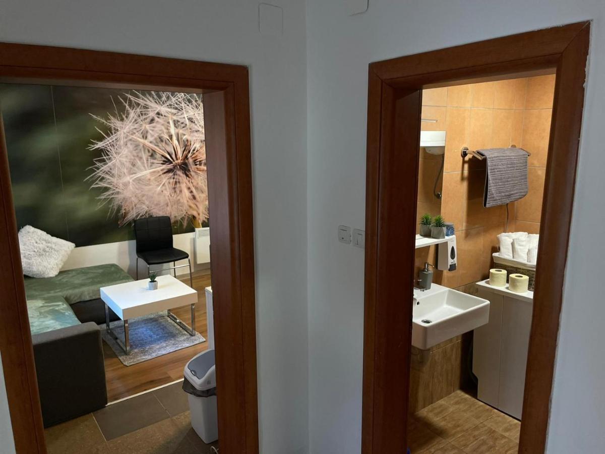 Cozy 1B Apartment Vera-Self Check In Zagreb Exterior photo